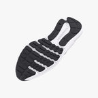 UA W CHARGED SURGE 4