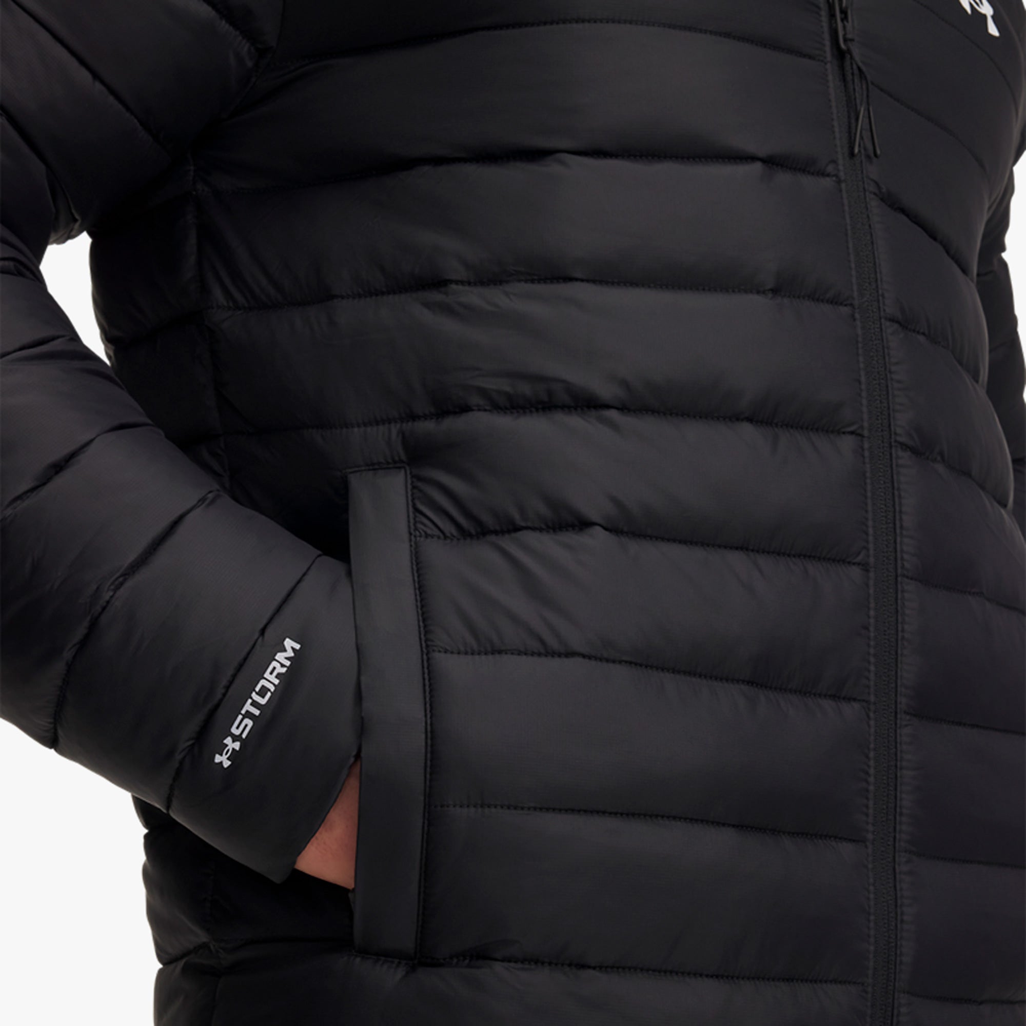 UA SPORTSWEAR INSULATE