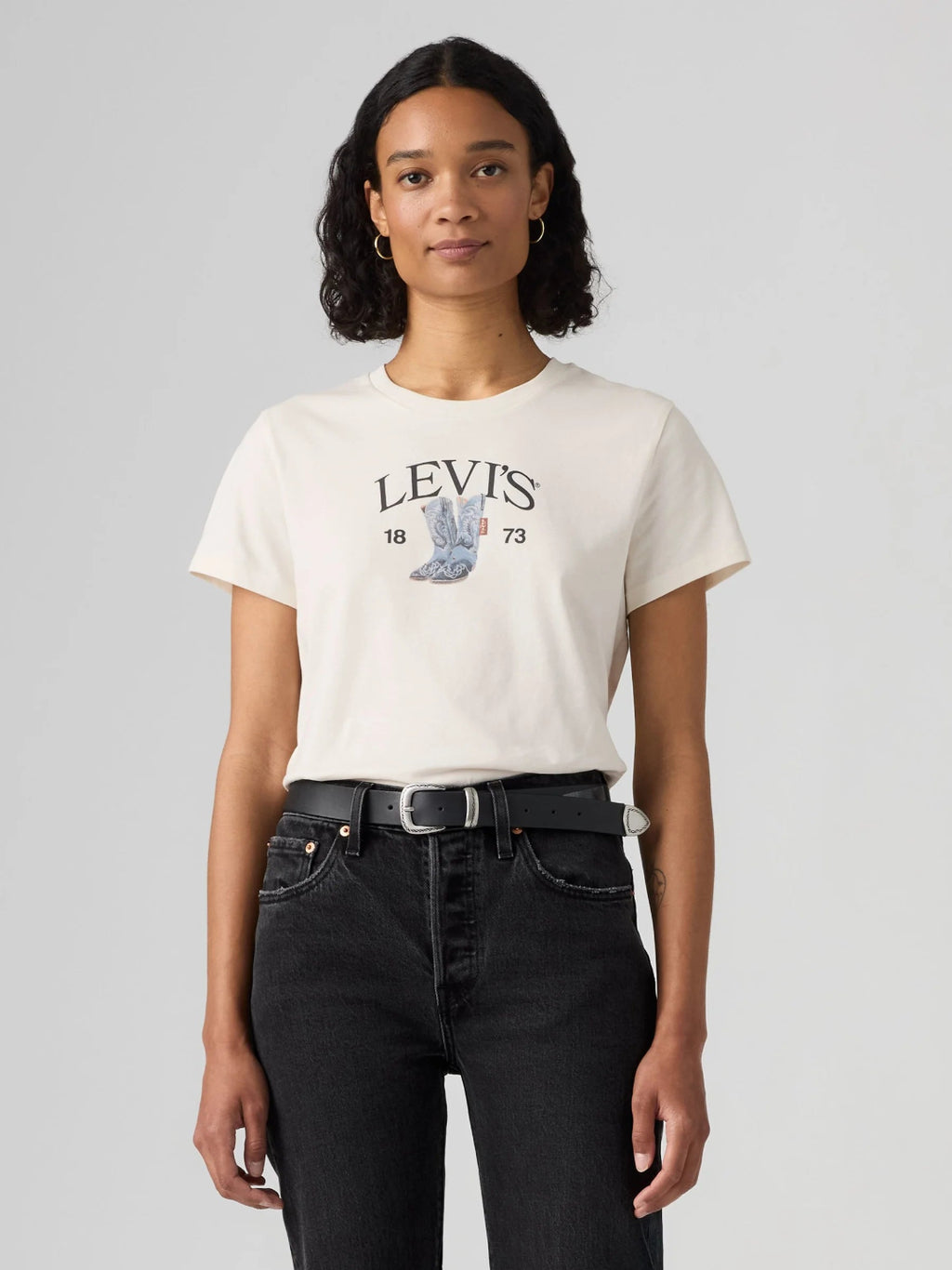 THE PERFECT TEE LEVI